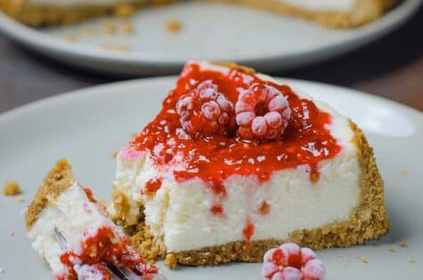 Tiramisu coco fruits rouges