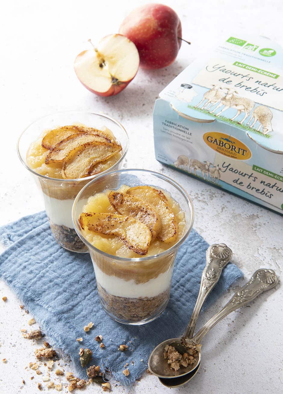 Verrines Yaourt, compote et muesli